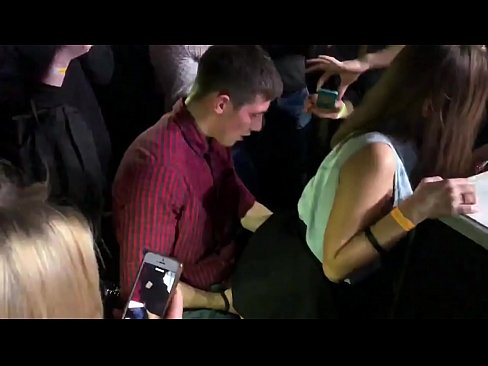 ❤️ sex tūturu i roto i te nightclub Russian. 18-tau-tawhito Russian kotiro i roto i te nono me te tara fucked i roto i te nightclub ️ Just porn i mi.com-porn-mz.ru ﹏
